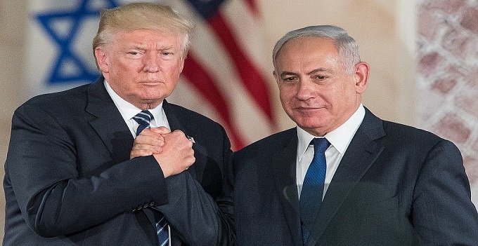 Trump svende i territori palestinesi a Israele